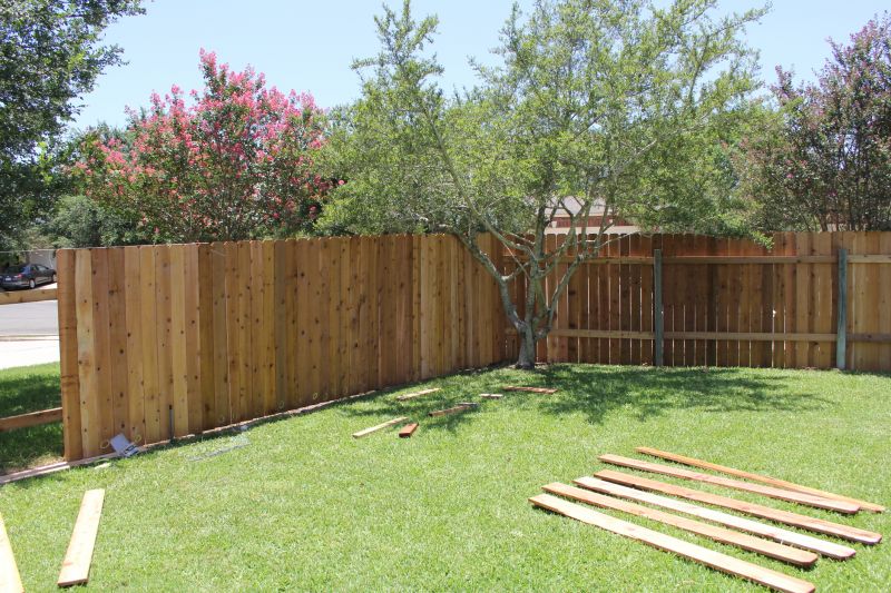 Yard Fence Repair